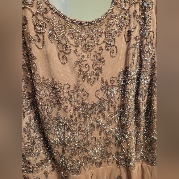 Pisarro Nights sleeveless mocha dress - Picture 5 of 5